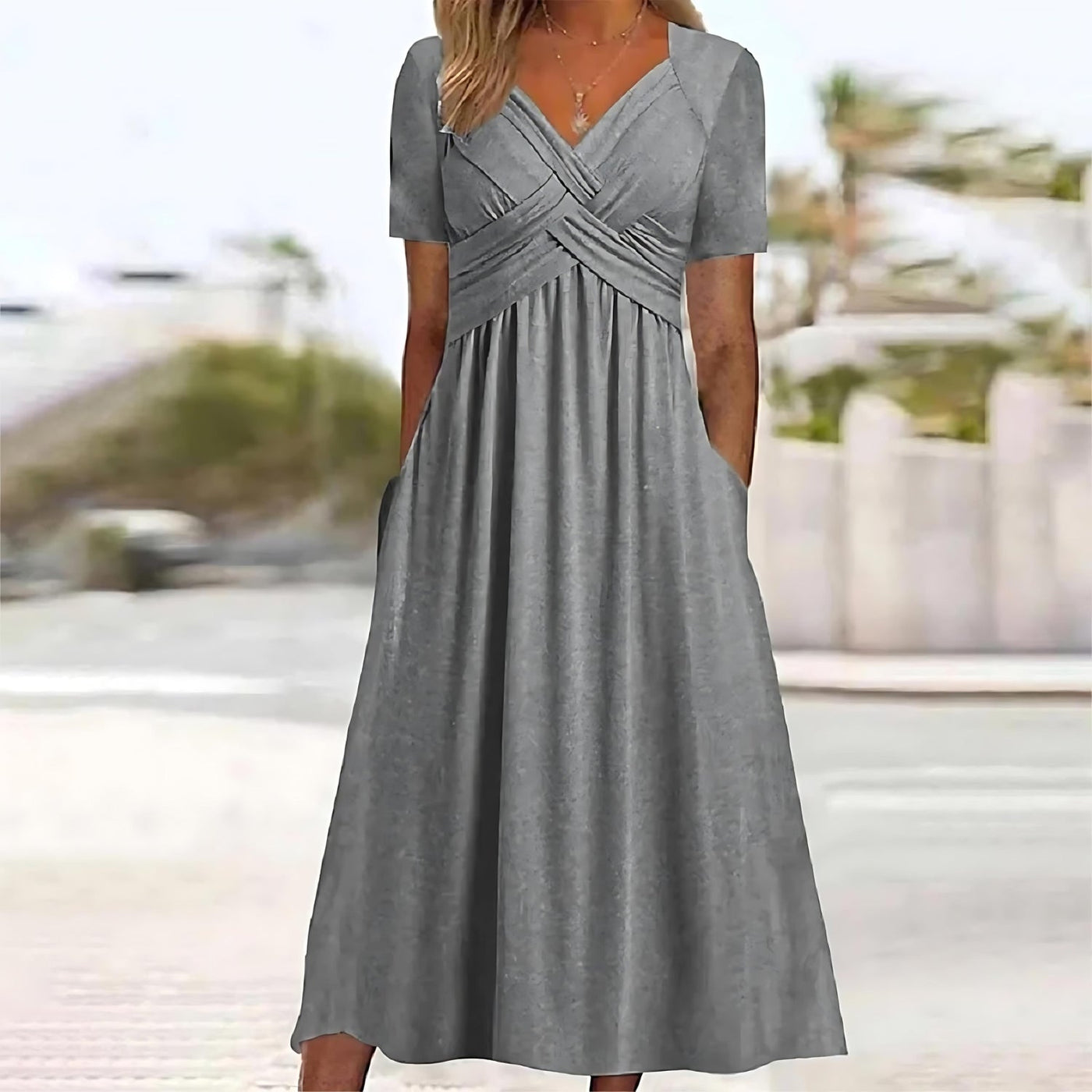 Sacha - Casual Elegance Midi Dress