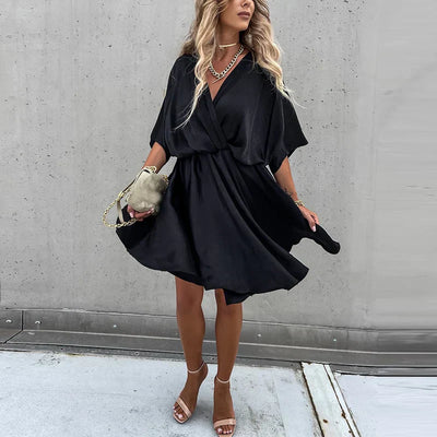 Daniela - Chic Flowy Dress