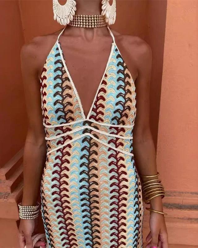 Brisa - Chic V-Neck Dress